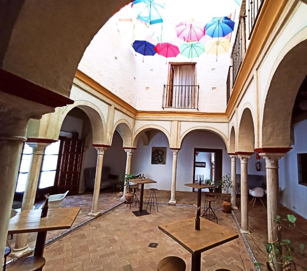 Frenteabastos Suites Cafe Hostal & Apartments Carmona  Extérieur photo