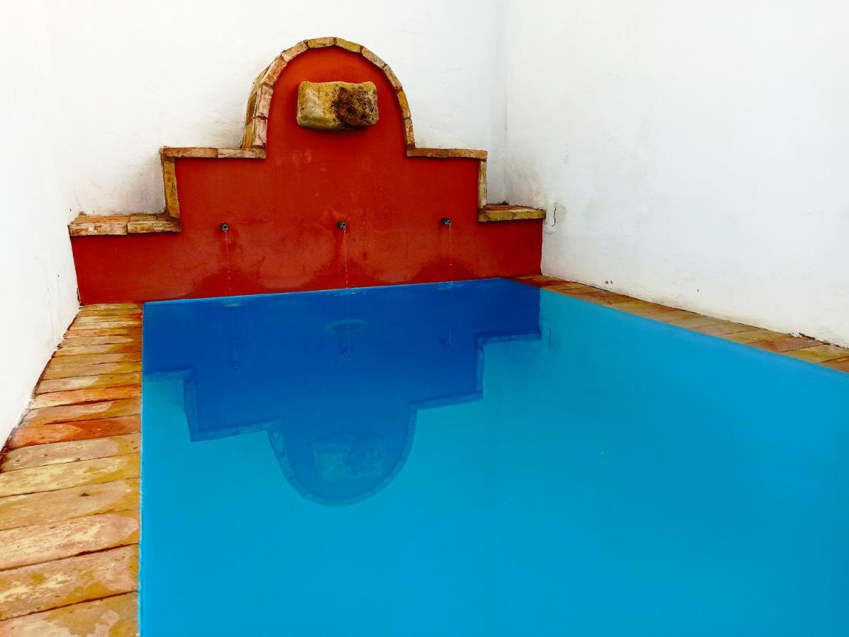 Frenteabastos Suites Cafe Hostal & Apartments Carmona  Extérieur photo