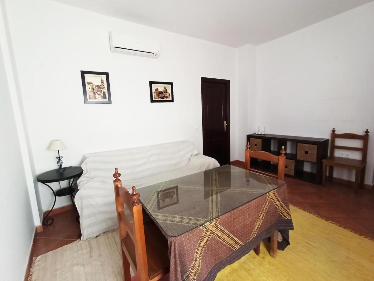 Frenteabastos Suites Cafe Hostal & Apartments Carmona  Extérieur photo